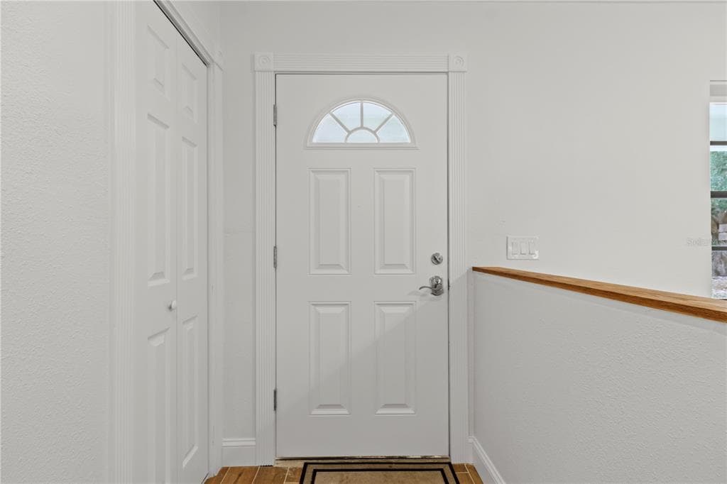 11770 W SUNNYBROOK COURT photo 6