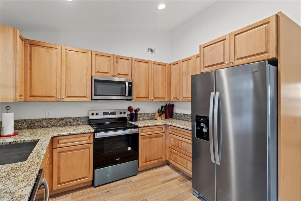 11770 W SUNNYBROOK COURT photo 14