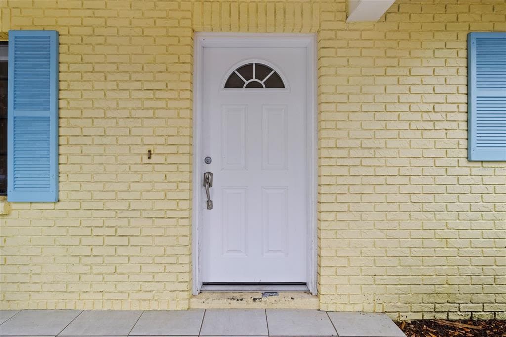 11770 W SUNNYBROOK COURT photo 4