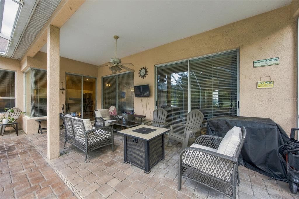 878 CENTERWOOD DRIVE photo 25