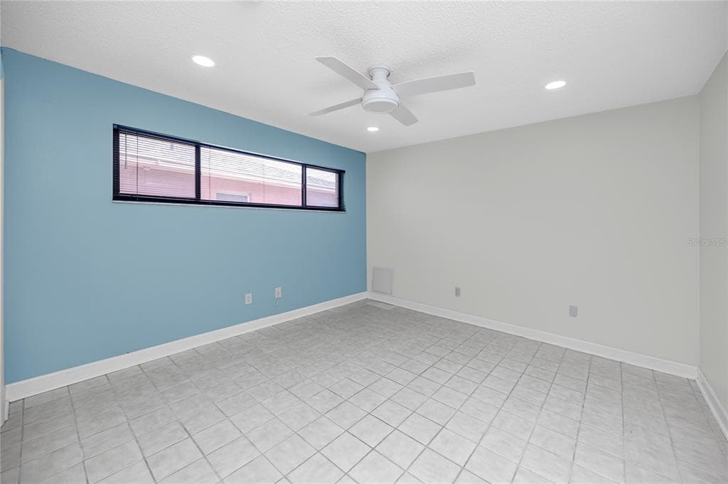 517 20TH AVENUE photo 23