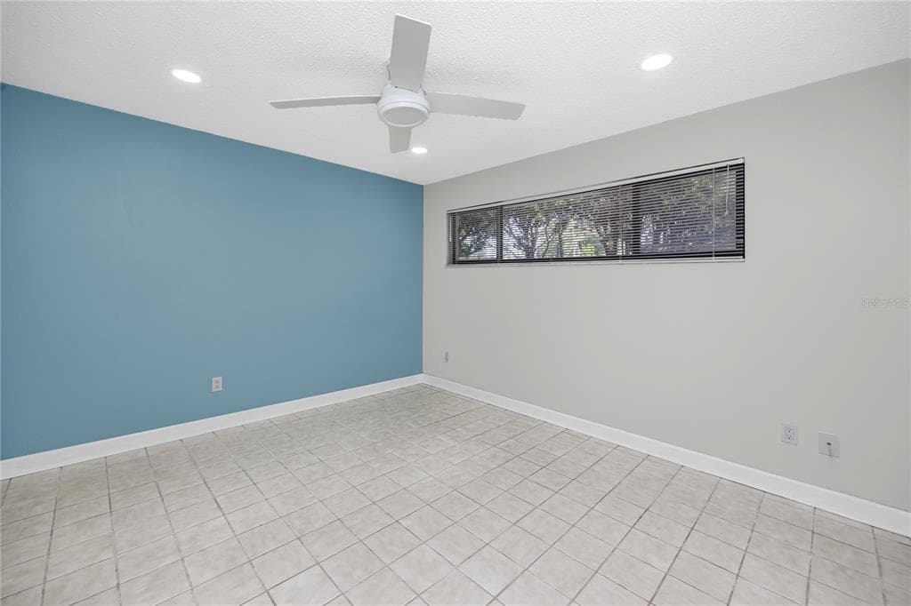 517 20TH AVENUE photo 24