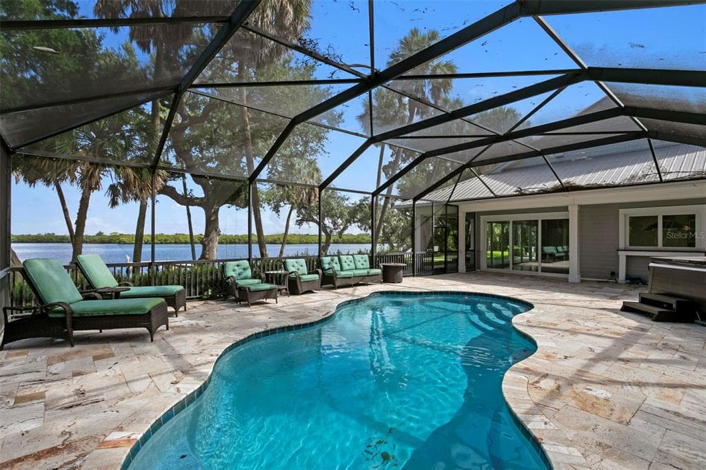 2805 GULF CITY ROAD photo 23