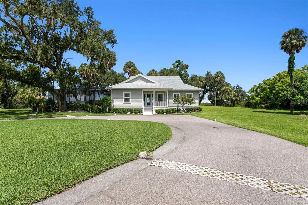 2805 GULF CITY ROAD photo 7