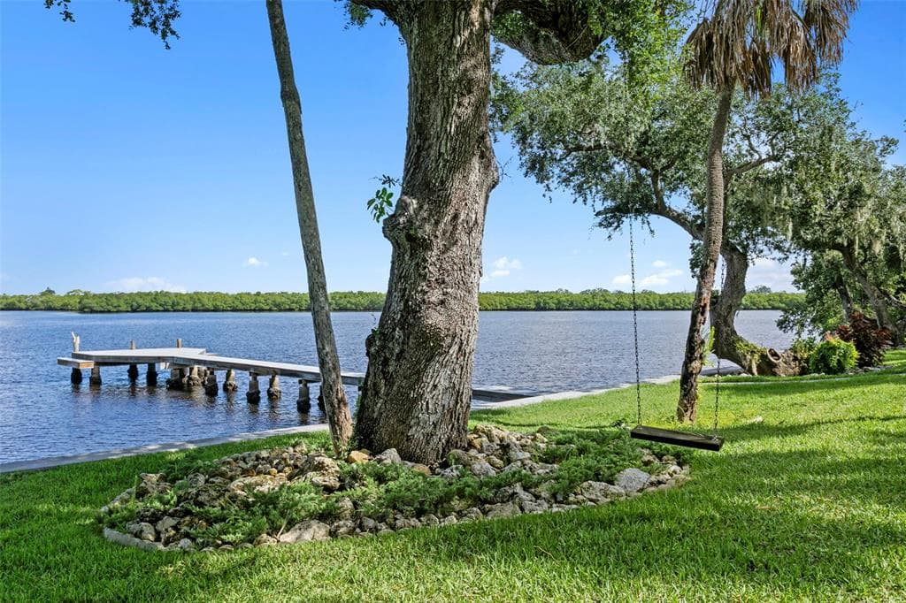 2805 GULF CITY ROAD photo 5