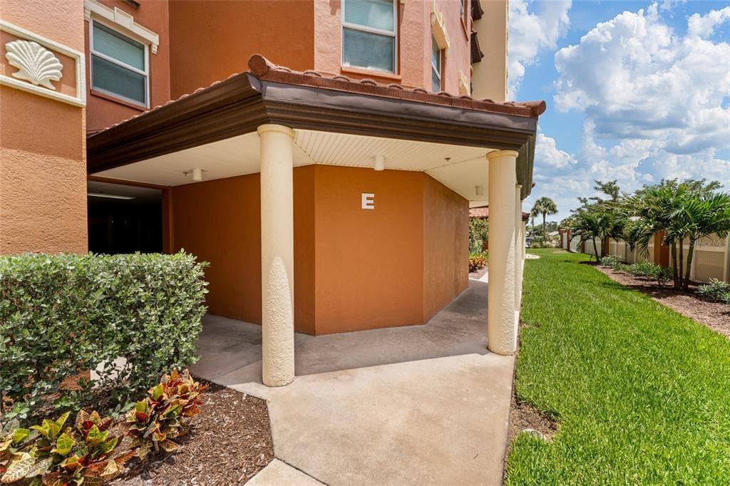 5301 GULF BLVD. BOULEVARD E406 photo 11