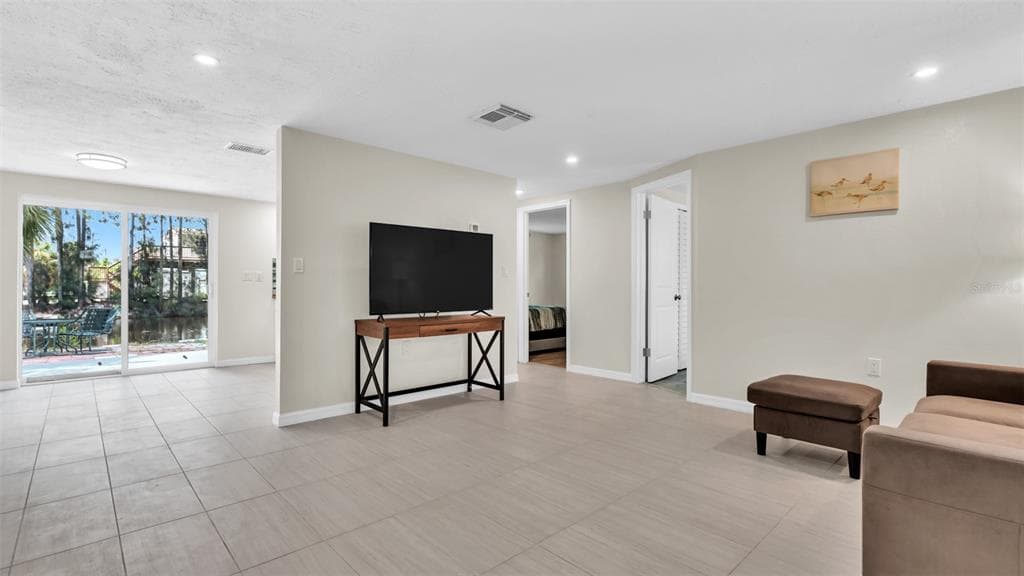 14832 ATLANTIC AVENUE photo 8