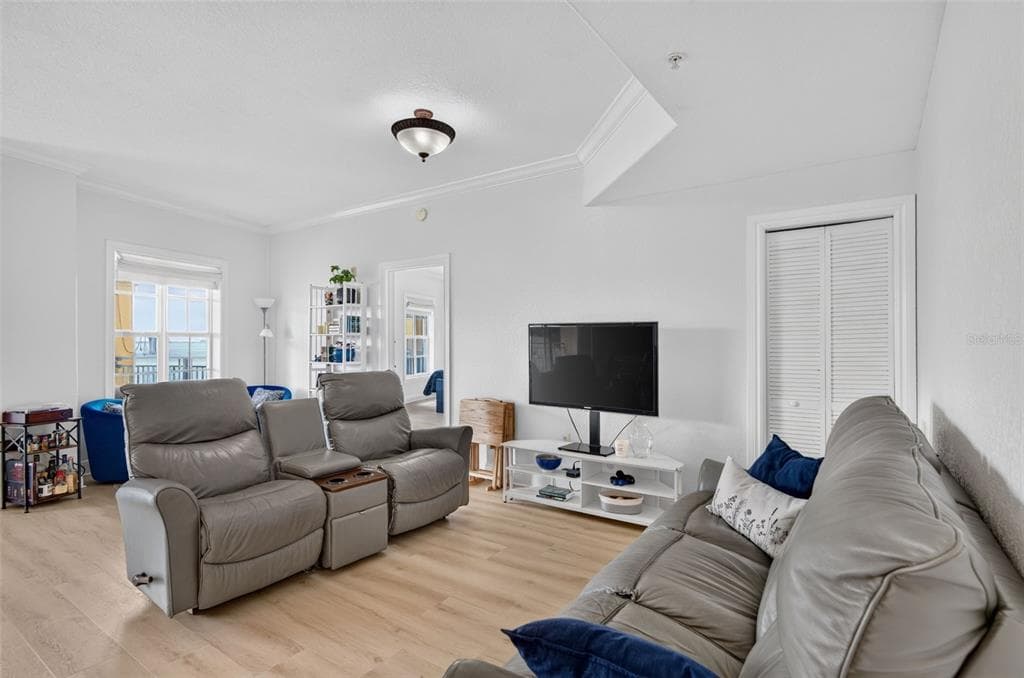 700 N OSCEOLA AVENUE 406 photo 16