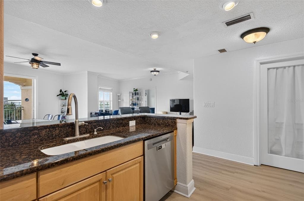 700 N OSCEOLA AVENUE 406 photo 19