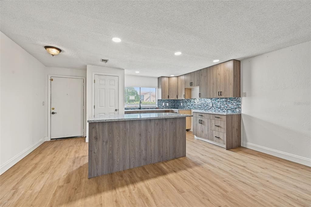 9930 EAGLES POINT CIRCLE 1 photo 17
