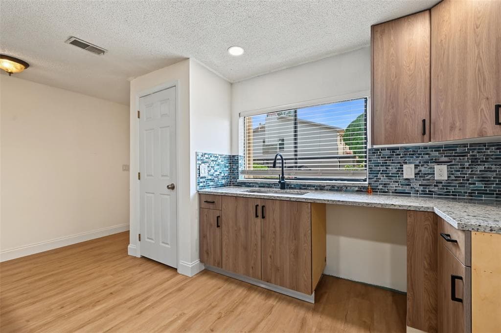 9930 EAGLES POINT CIRCLE 1 photo 19