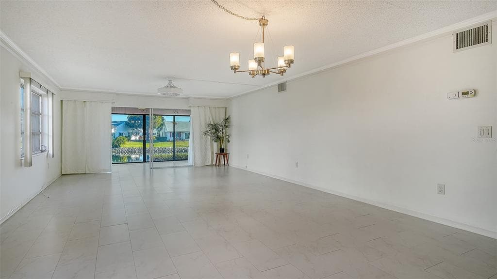 4868 INDEPENDENCE DRIVE photo 6