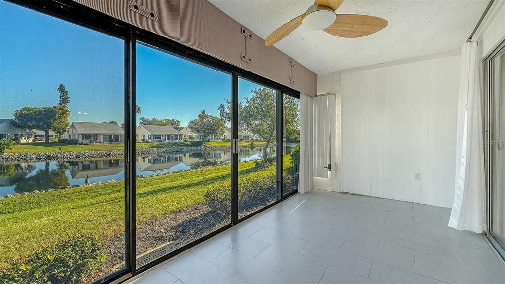 4868 INDEPENDENCE DRIVE photo 9