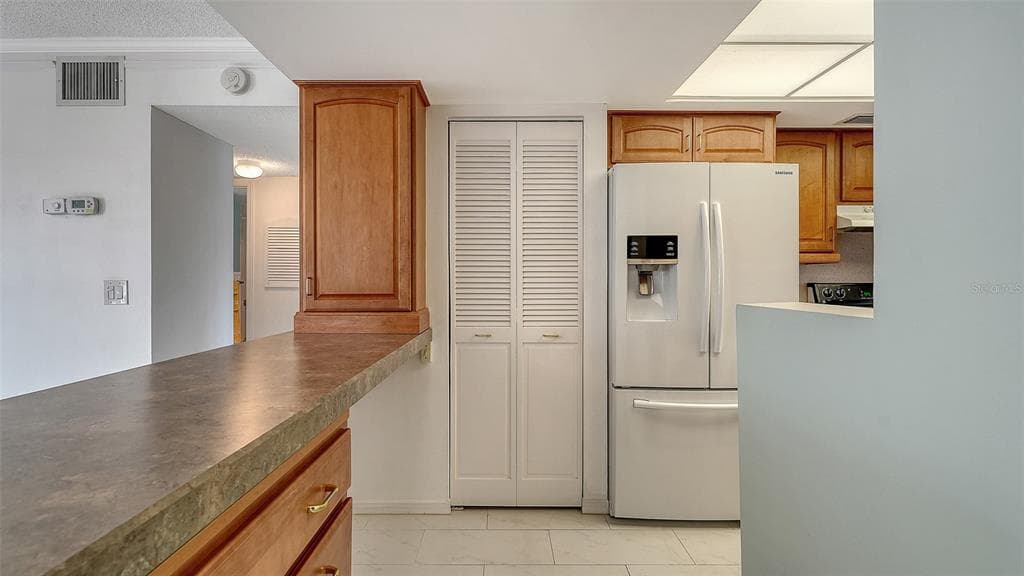 4868 INDEPENDENCE DRIVE photo 18