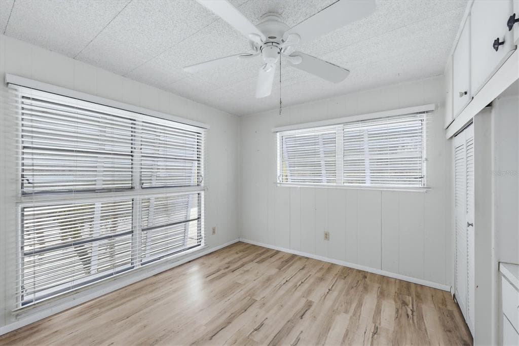 1128 SEAHORSE LANE photo 22
