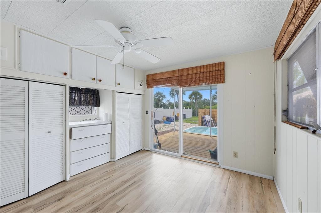 1128 SEAHORSE LANE photo 18
