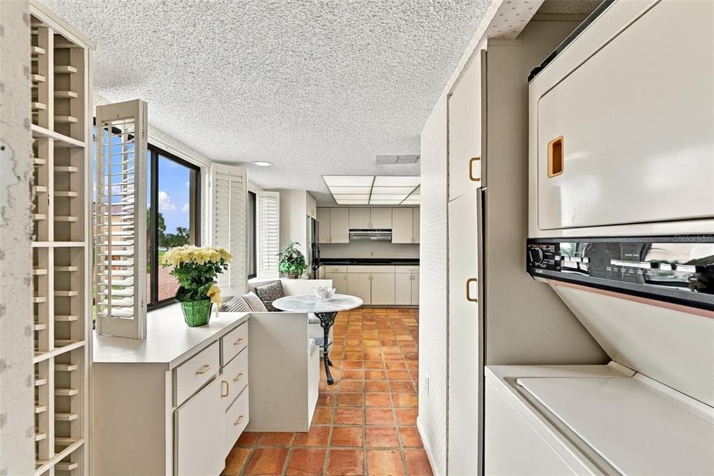 535 HAVEN POINT DRIVE photo 22