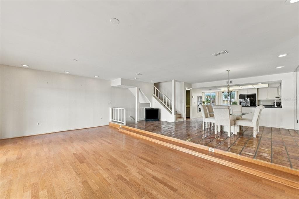 535 HAVEN POINT DRIVE photo 14