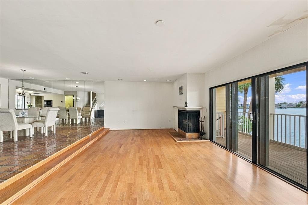 535 HAVEN POINT DRIVE photo 11