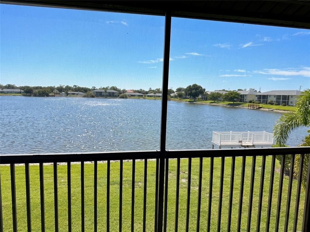 25275 RAMPART BOULEVARD 307 photo 20