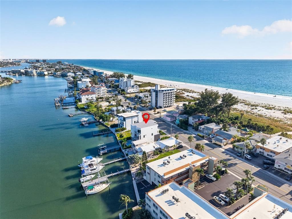 10209 GULF BOULEVARD 5