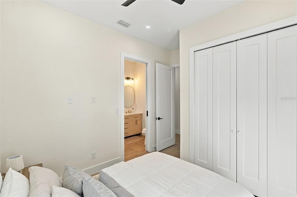 2277 SIMONTON AVENUE photo 23