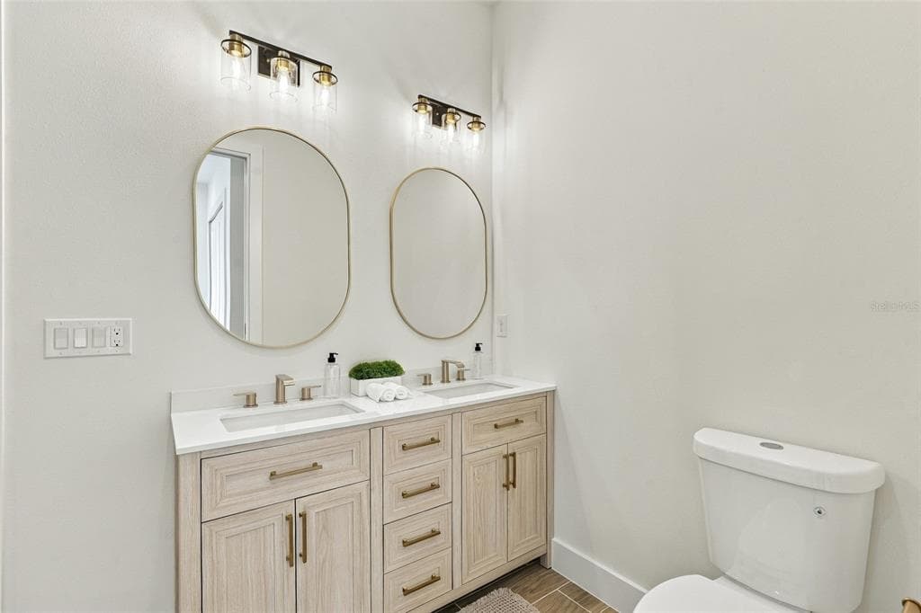 2277 SIMONTON AVENUE photo 21