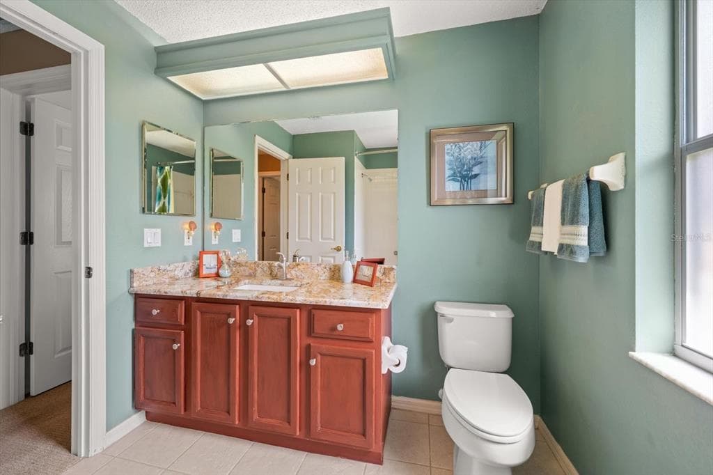 1237 RAMBLING VINE COURT photo 23