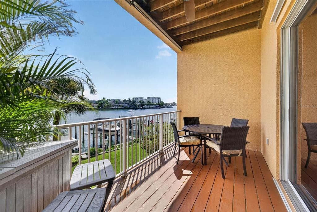 10071 GULF BOULEVARD photo 11