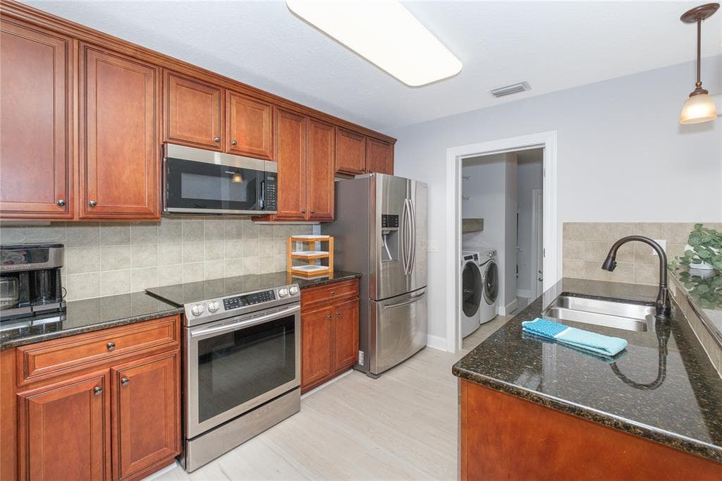 10720 LEMON CREEK LOOP 103 photo 14
