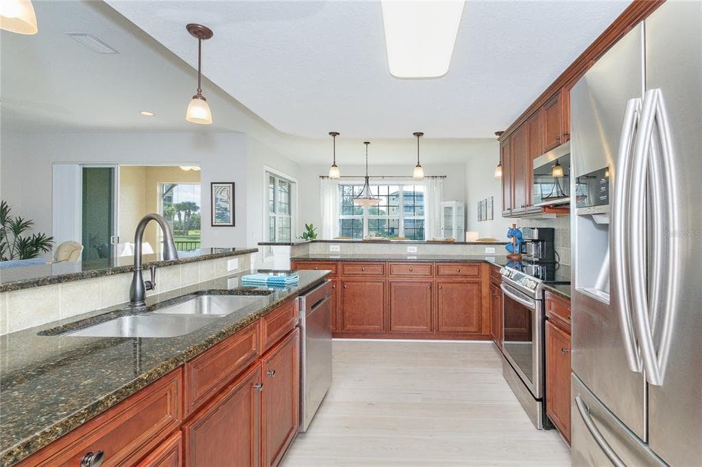 10720 LEMON CREEK LOOP 103 photo 15