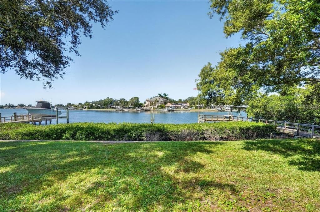 2278 KINGS POINT DRIVE photo 22