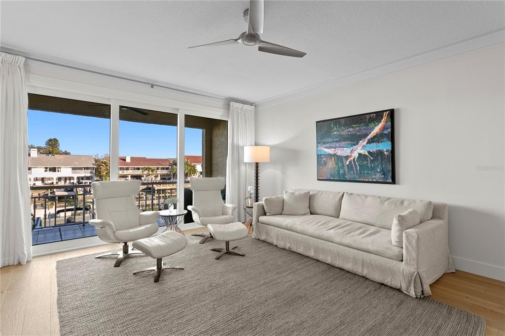 1067 PINELLAS BAYWAY S photo 21
