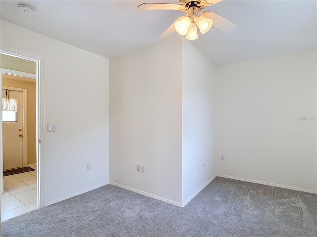 63 CLUBHOUSE ROAD photo 16