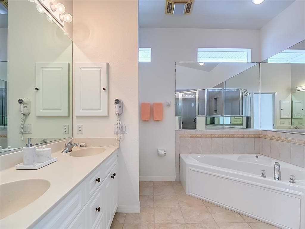 63 CLUBHOUSE ROAD photo 25