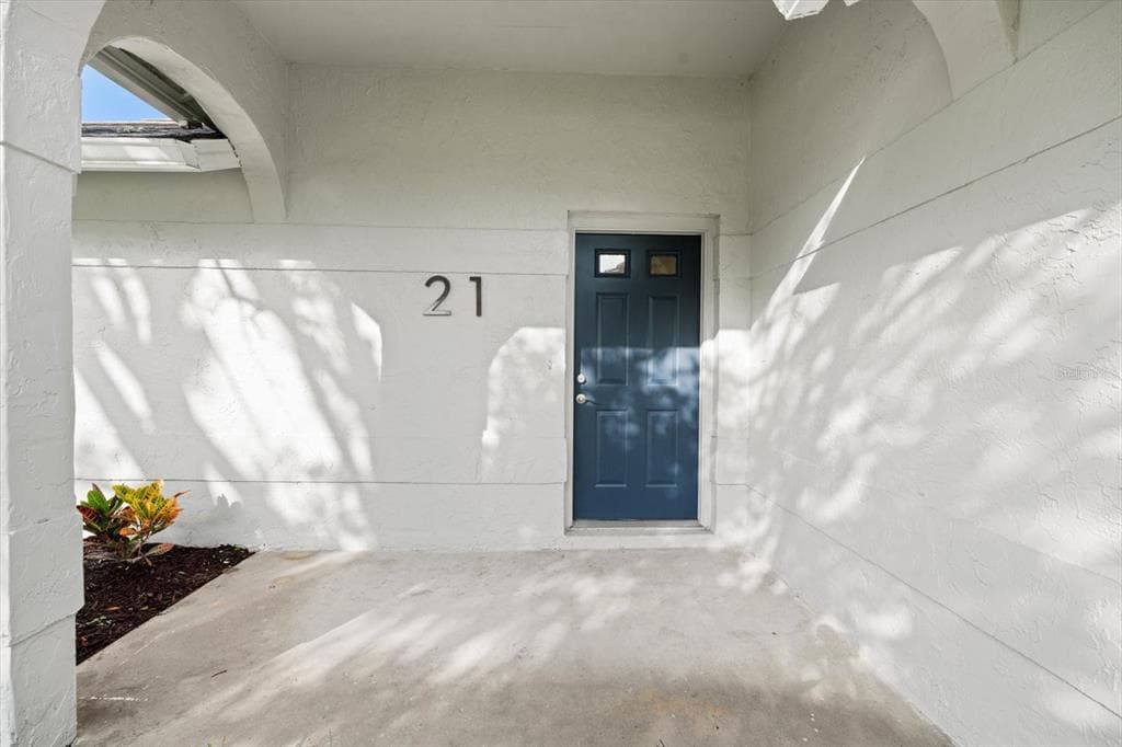 21 COLLINGTON COURT photo 6