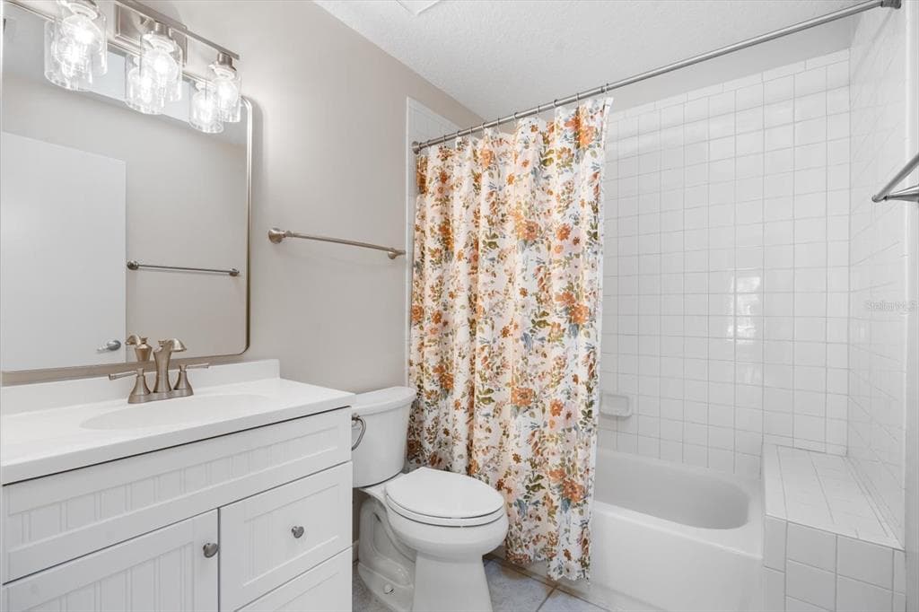21 COLLINGTON COURT photo 24
