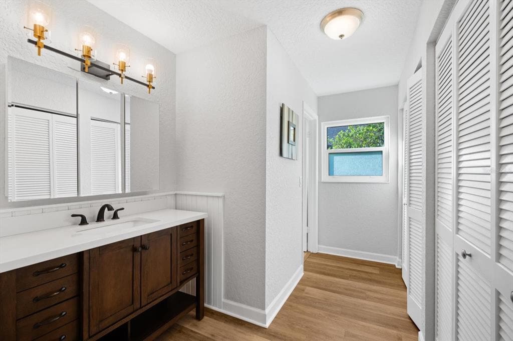 21 COLLINGTON COURT photo 21