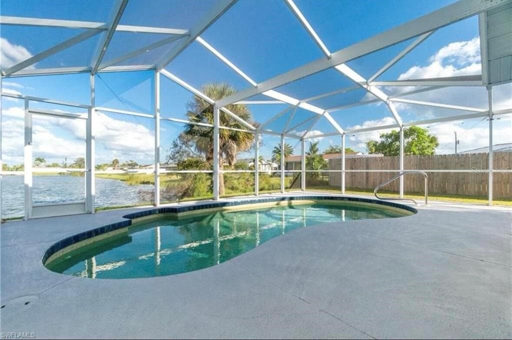5208 CHAVES CIRCLE photo 1