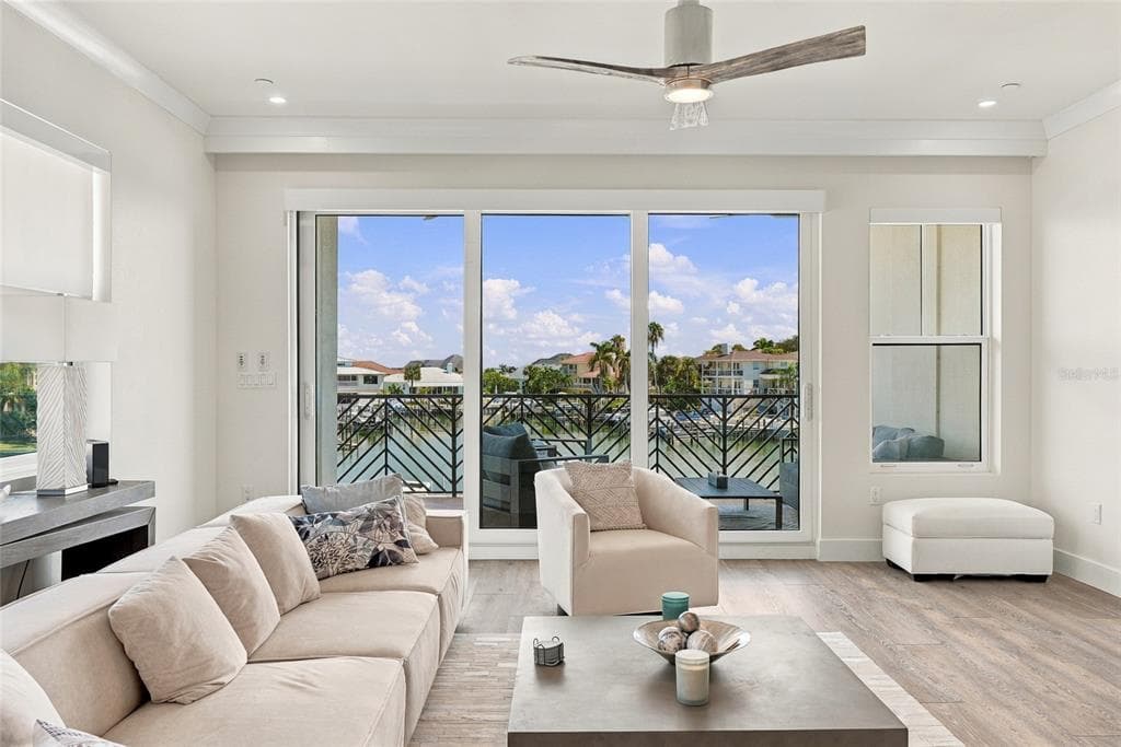 455 PINELLAS BAYWAY S 3A photo 23