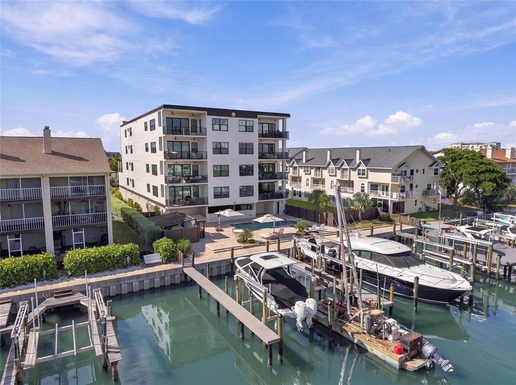 455 PINELLAS BAYWAY S #3A 2