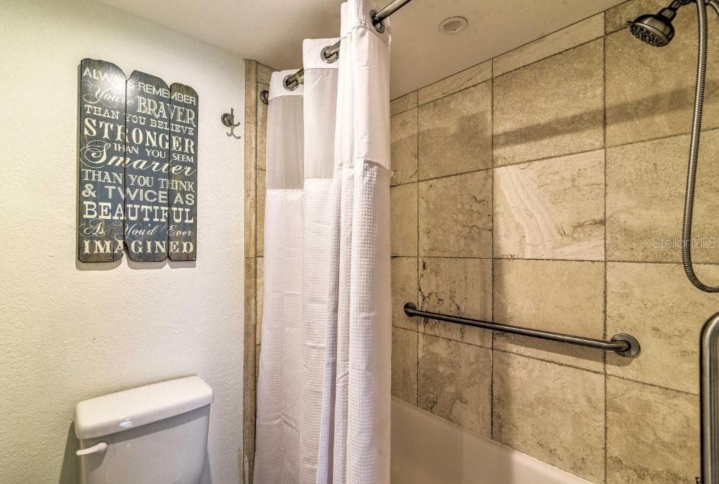 6009 SEA RANCH DRIVE 302 photo 16