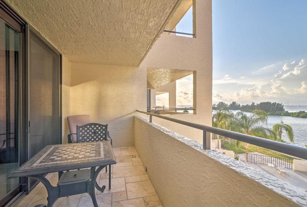 6009 SEA RANCH DRIVE 302 photo 11