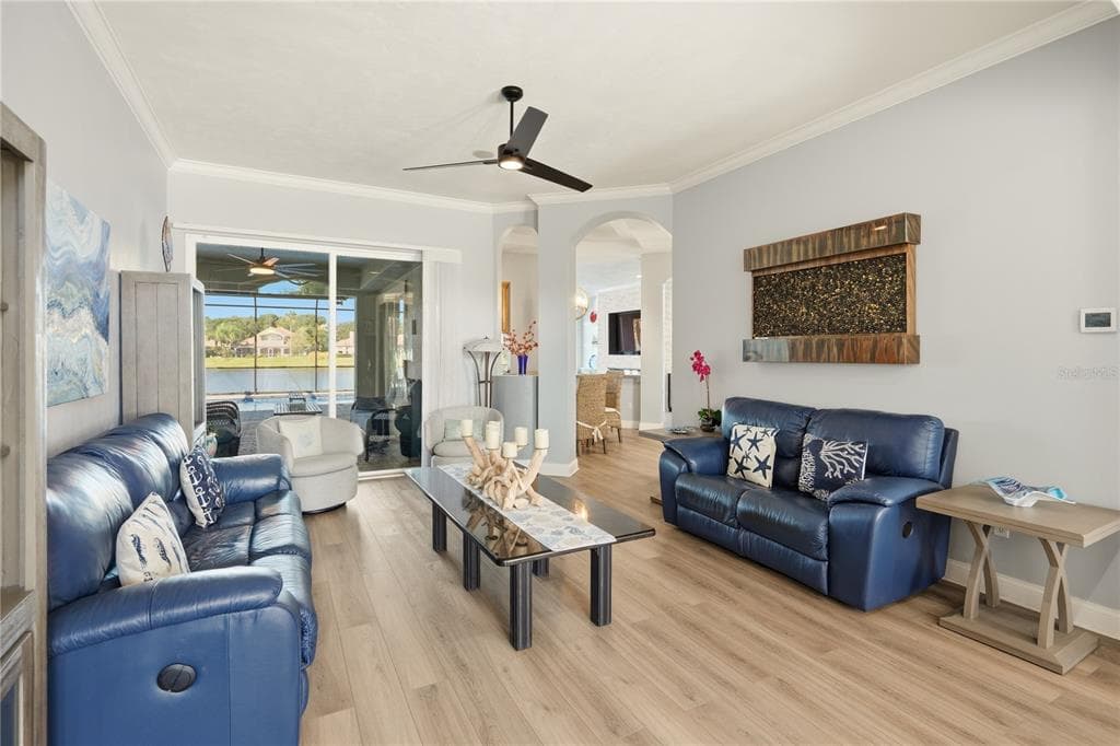 18 OAK VIEW CIRCLE E photo 9
