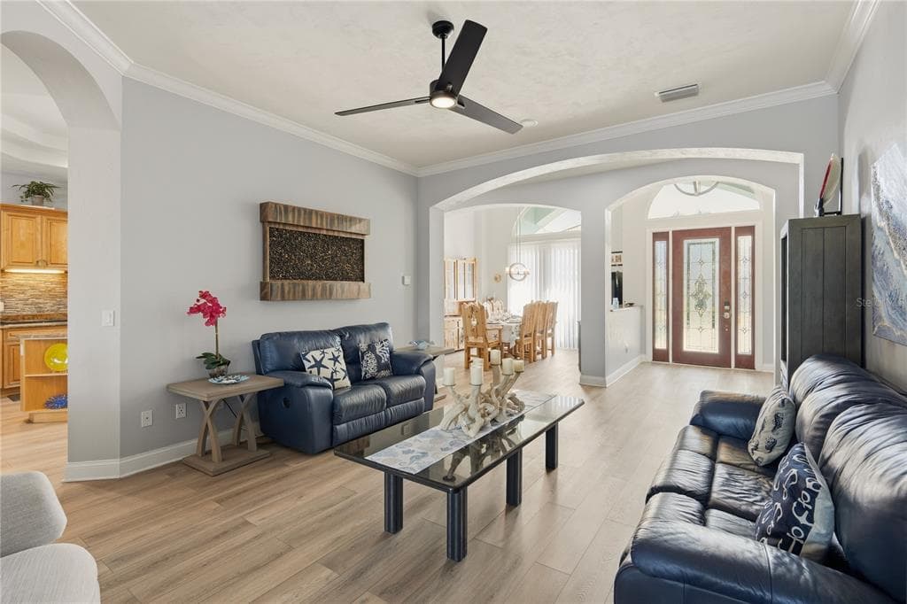 18 OAK VIEW CIRCLE E photo 8