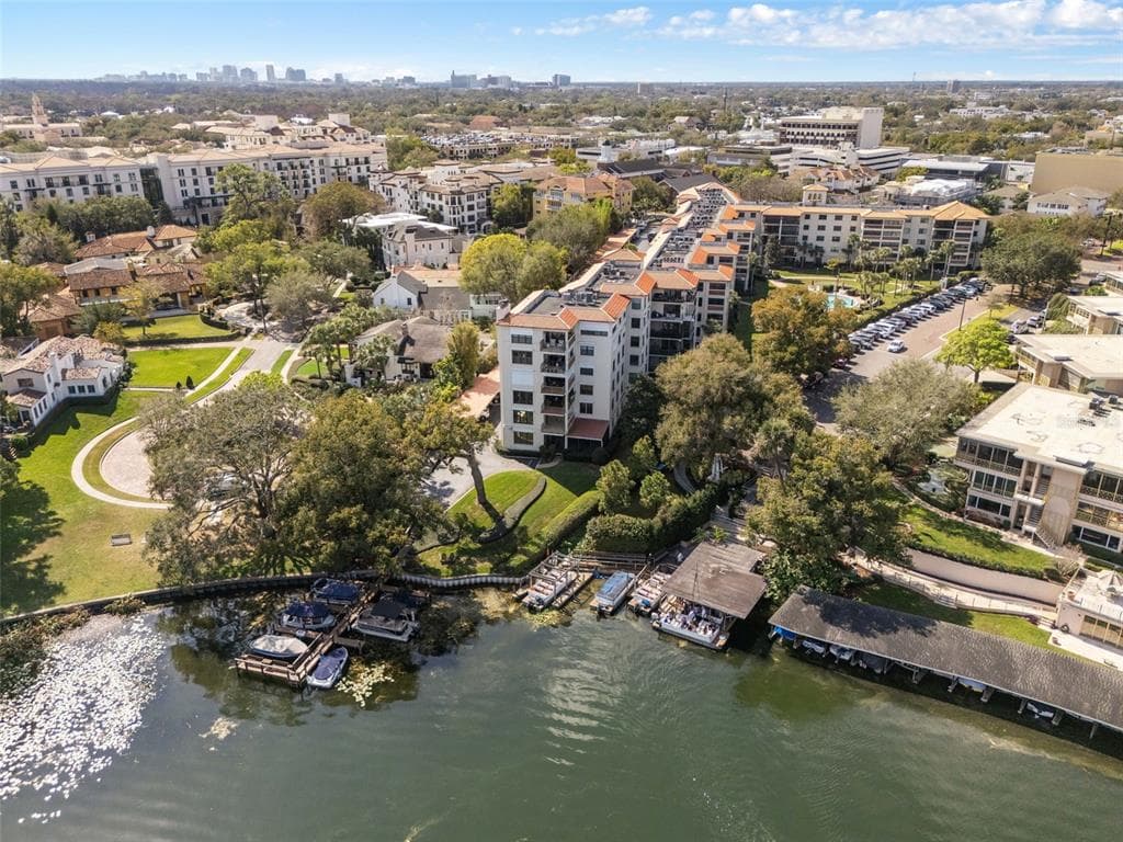 100 S INTERLACHEN AVENUE 401 photo 23