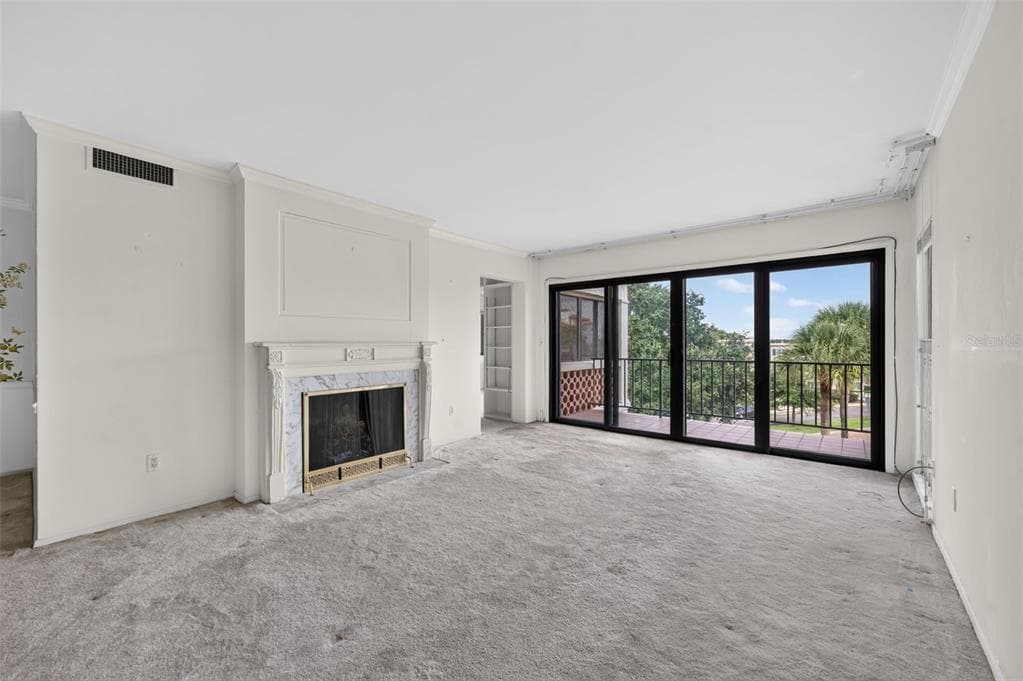 100 S INTERLACHEN AVENUE #401 5