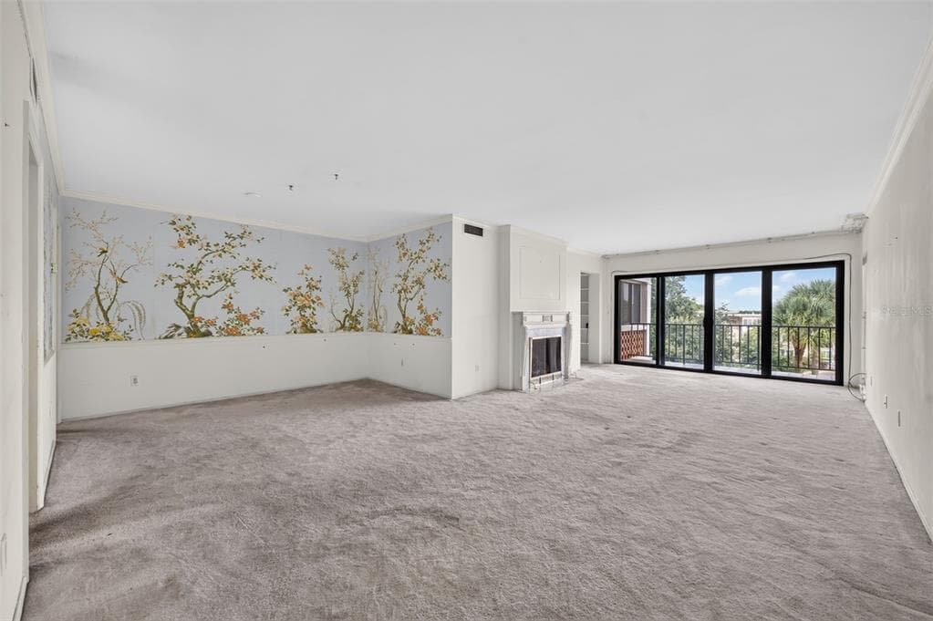100 S INTERLACHEN AVENUE #401 4