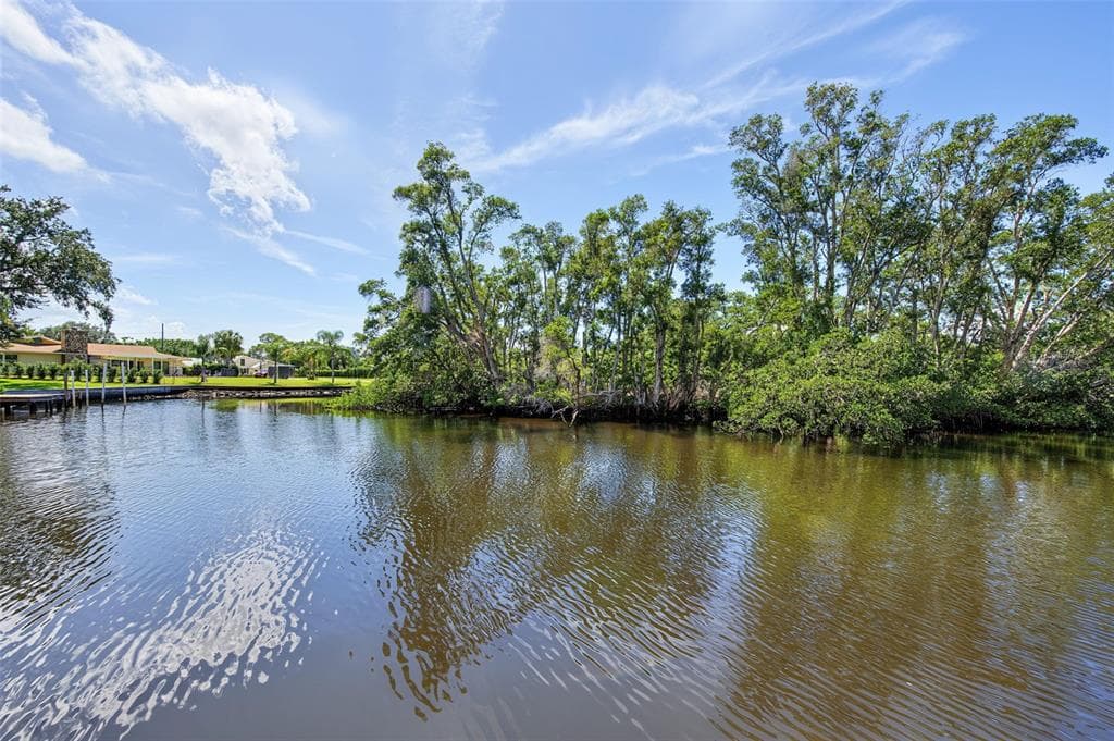 3143 PINEVIEW DRIVE 4