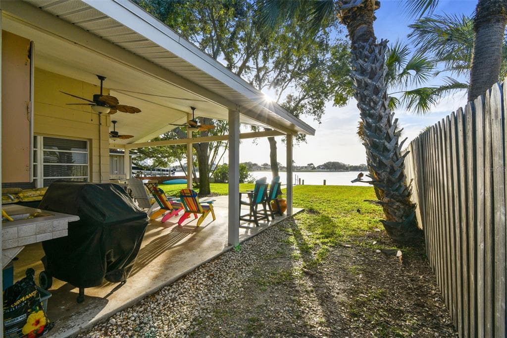 3618 SHORE ACRES BOULEVARD NE photo 23